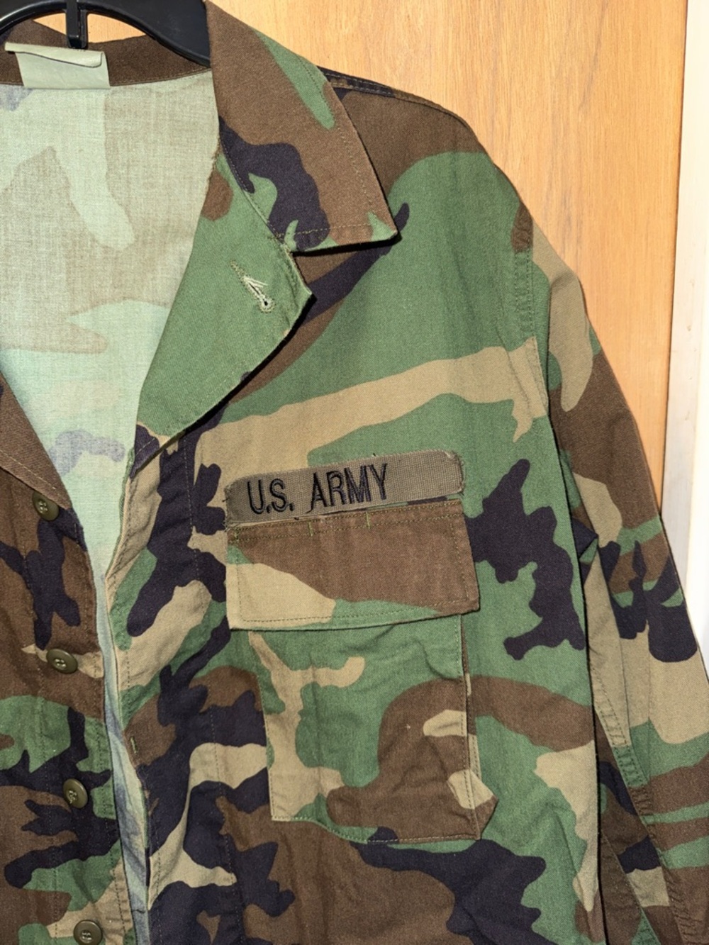 Vintage US Military Battle Dress Uniform Field Jacket M81 Woodland Camo Large - Picture 2 of 6